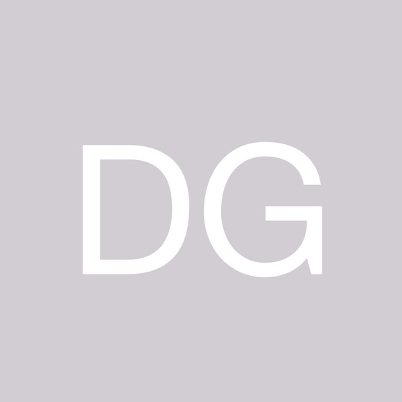 Meet your Posher, Diana - Picture 1 of 1